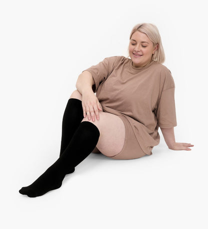 Last Day Sale- 85% OFF🔥 Advanced Wide Compression Socks For Pain Relief